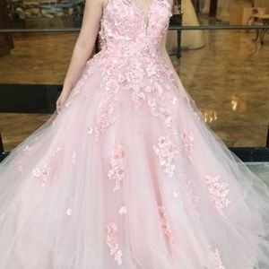 Meet your Posher, Kelli